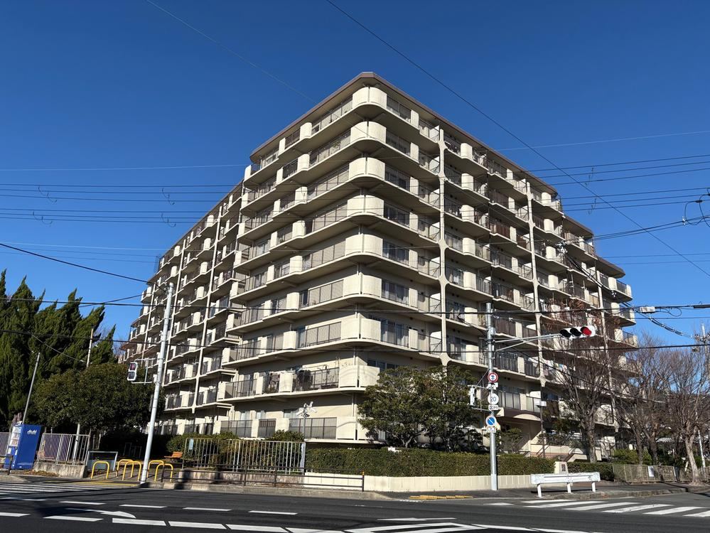 3LDK apartment in Mino, Osaka - Photo 1