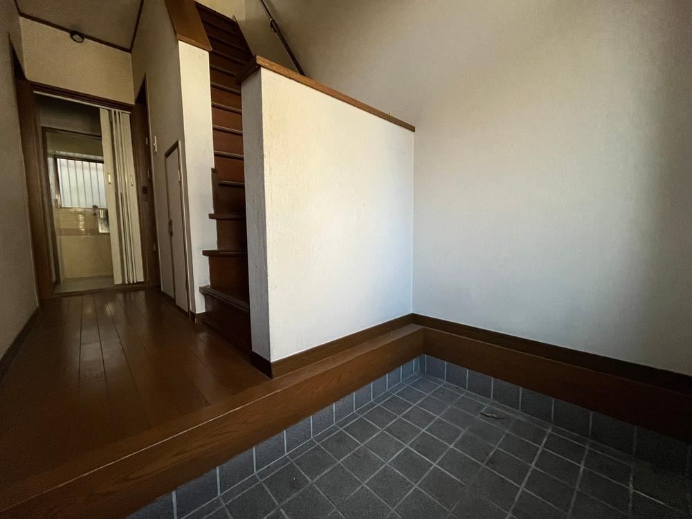 Cozy 3DDKK House in North Itami - Photo 1