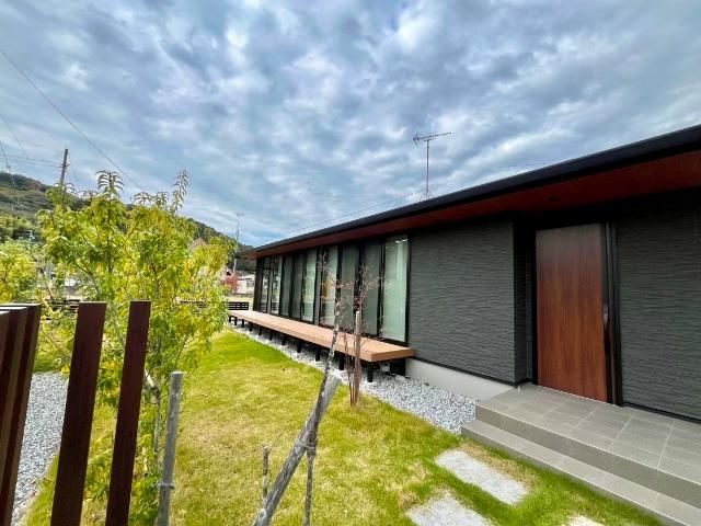 Charming 3LDK Bungalow in Mori Town - Photo 1