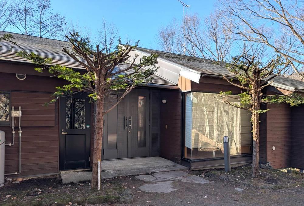 Spacious 6DK House with Mountain Views in Karuizawa - Photo 1