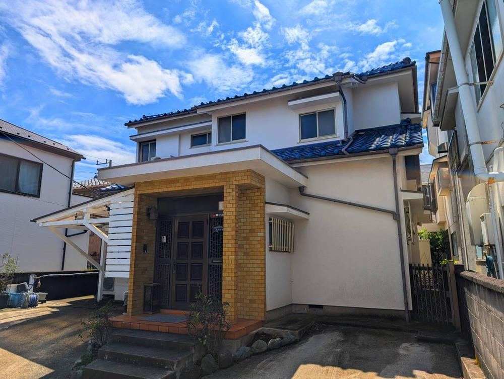 Family-Friendly 5DK Home Surrounded by Nature in Miura - Photo 1