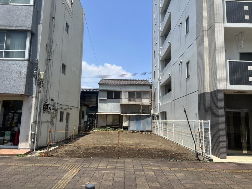 110 m² land in Kanagawa Ward, Yokohama, Kanagawa - Photo 1