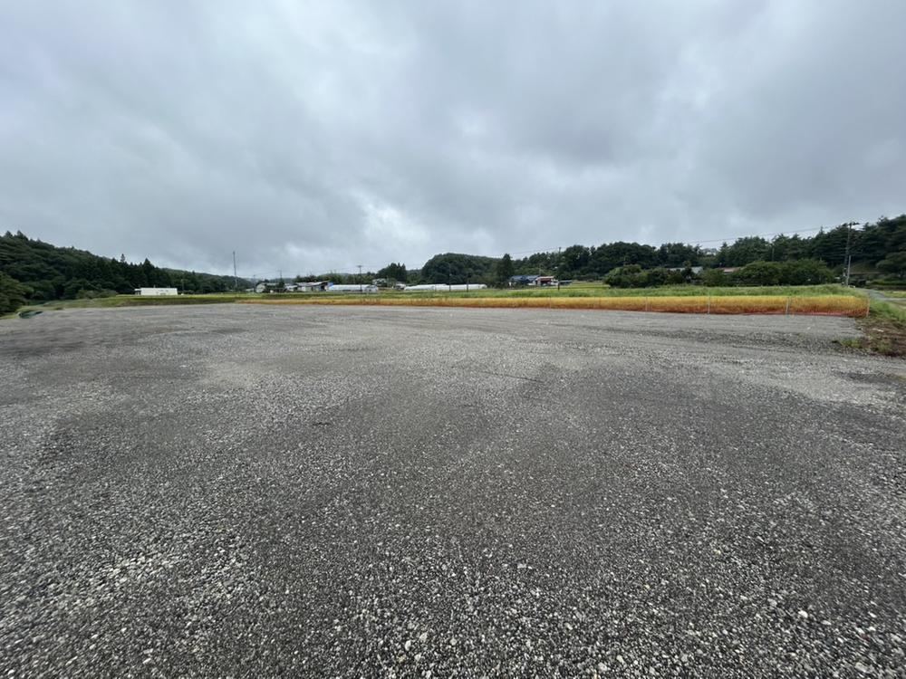 Expansive Land Ideal for Storage in Izumi, Sendai - Photo 1