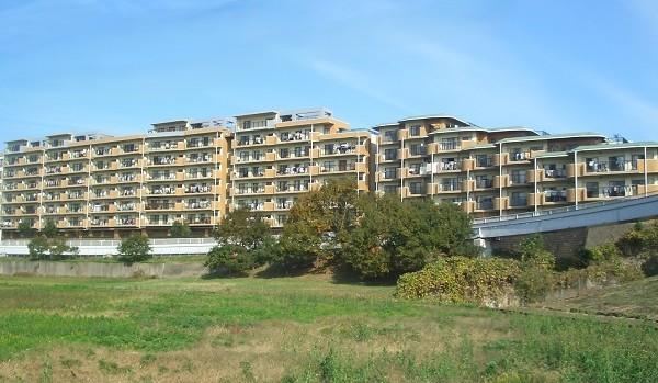 Charming 3LDK Apartment Near Joshi University Station - Photo 1