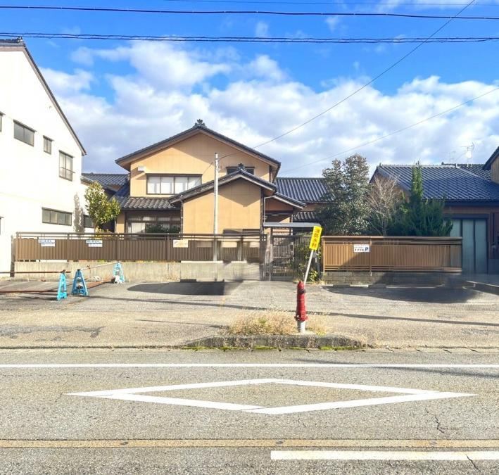 Spacious 12DK House in Kamikata, Murakami - Photo 1