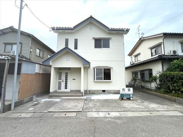Renovated 5DK House in Yadano Town - Photo 1