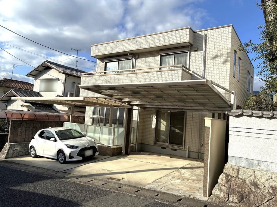 4LDK+S house in Asaminami Ward, Hiroshima - Photo 1