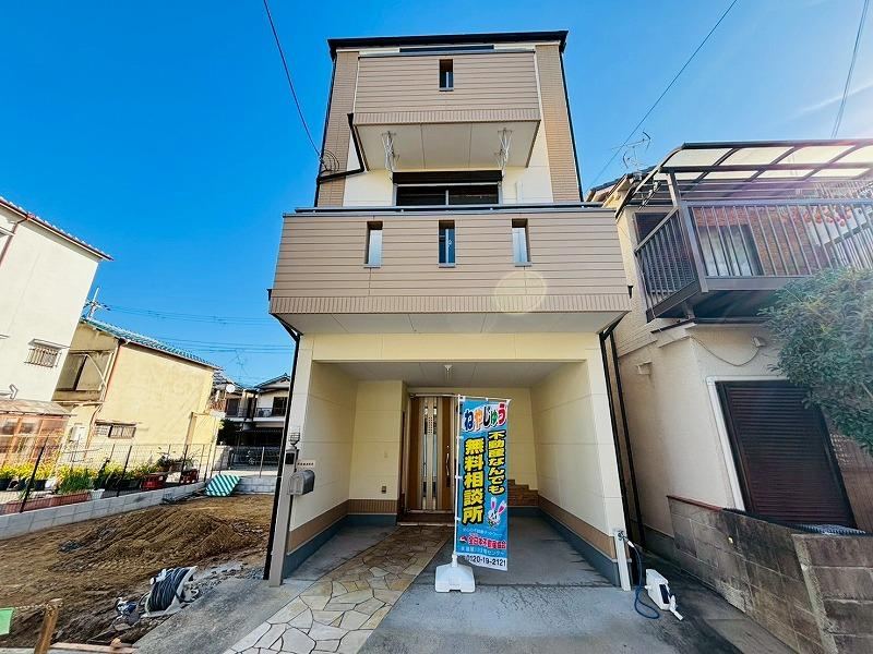 Affordable 3LDK Home in Hirakata, Close to Train - Photo 1