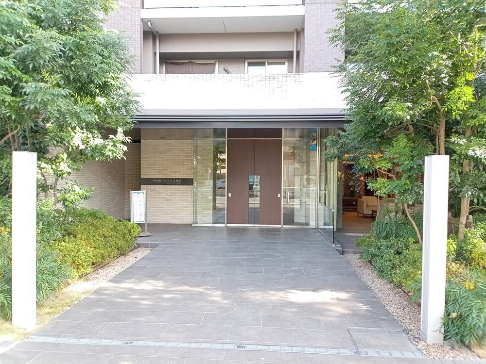 3LDK apartment in Koto Ward, Tokyo - Photo 1