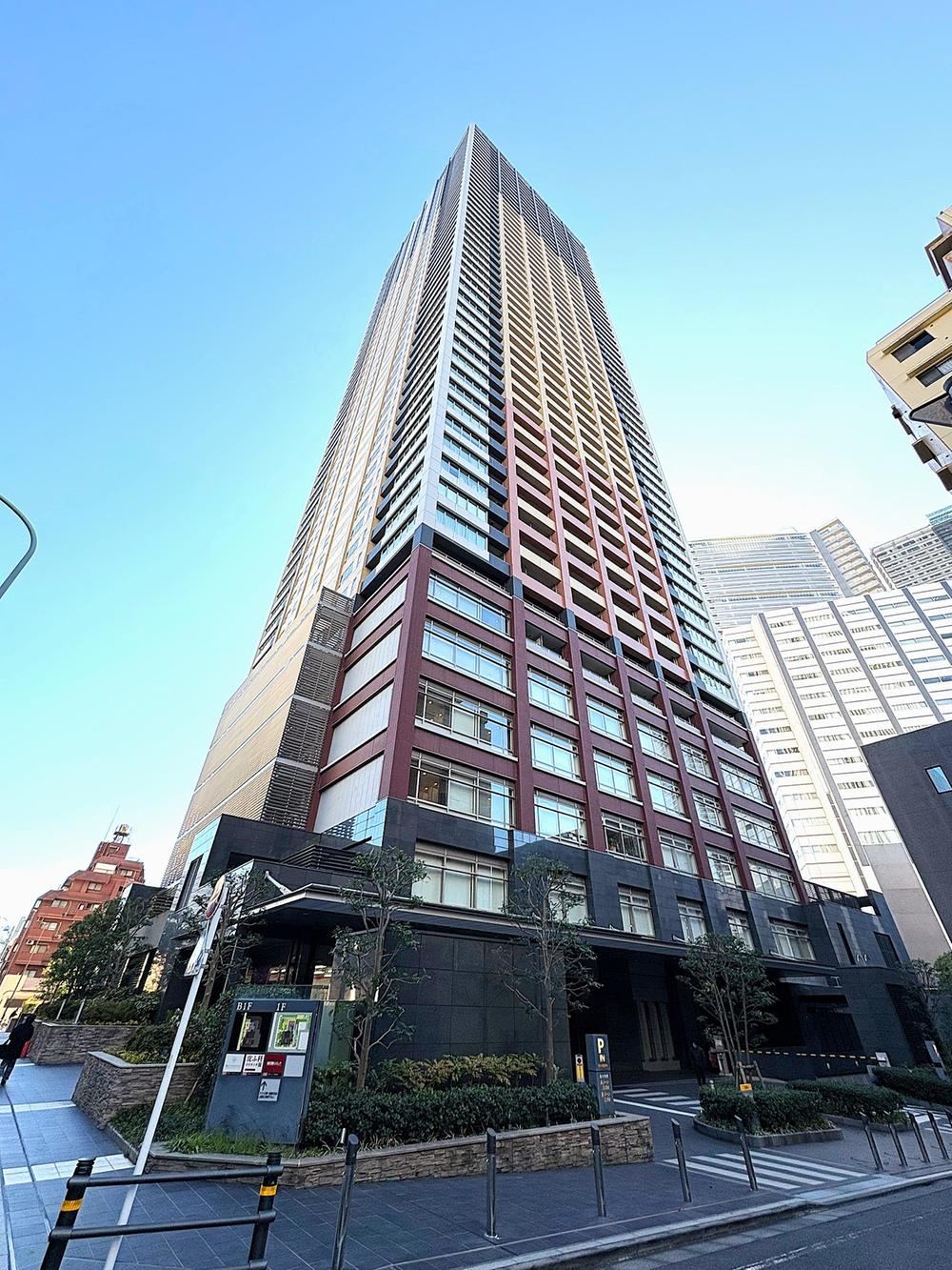 Convenient 2LDK Apartment Near Higashi Ikebukuro Station - Photo 1