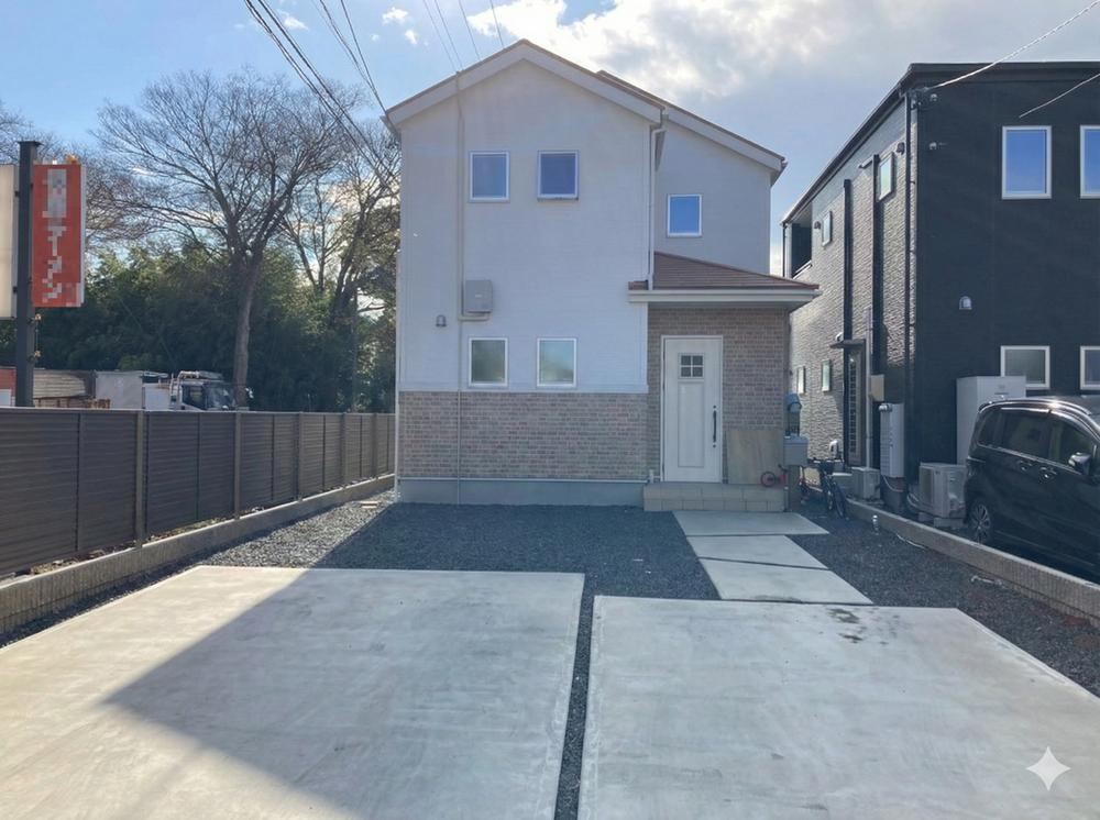Modern 4LDK House with Garden in Kasamatsu - Photo 1