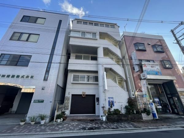 Spacious 6LDK House in Yuriyama - Photo 1
