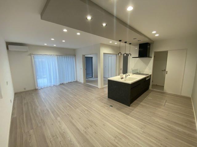 Newly Built 4LDK House with Great Views in Kajiomachi, Kumamoto - Photo 1