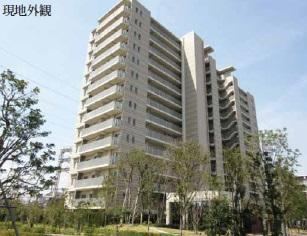 Corner Unit 4LDK Apartment in Odasakae with Great Sunlight - Photo 1