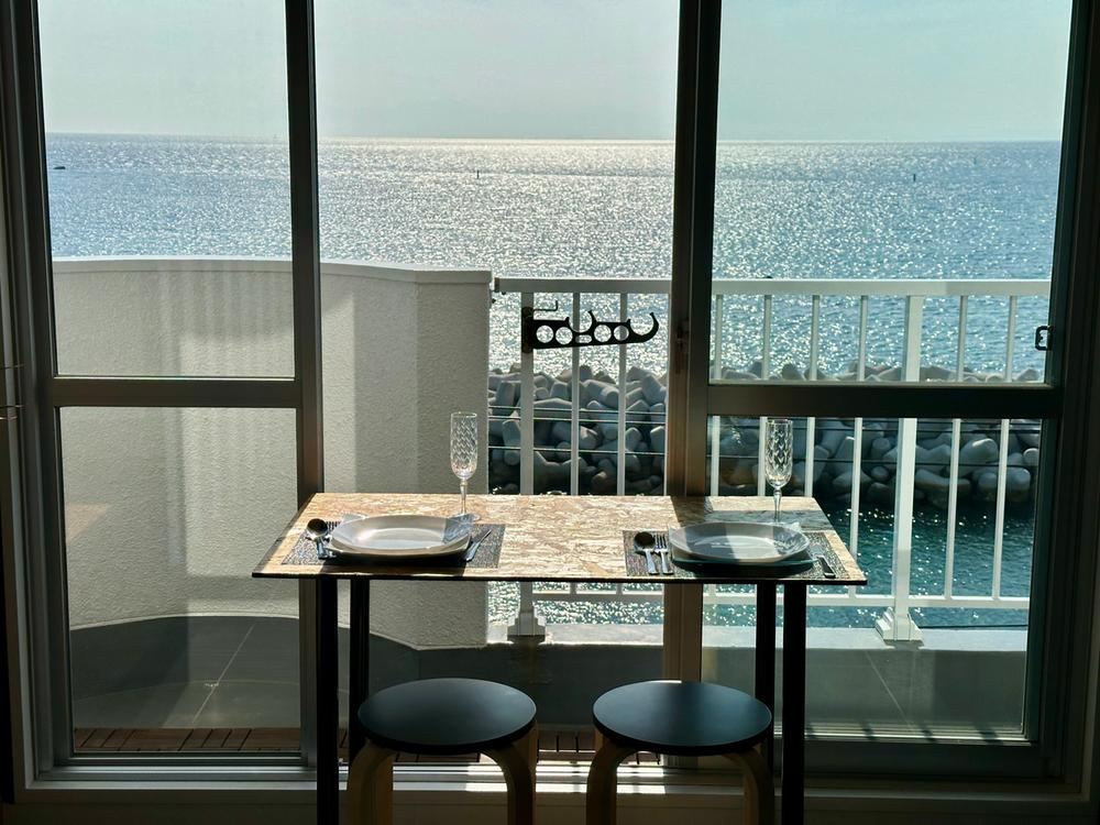Charming 1DK Apartment with Ocean View in Yokosuka - Photo 1