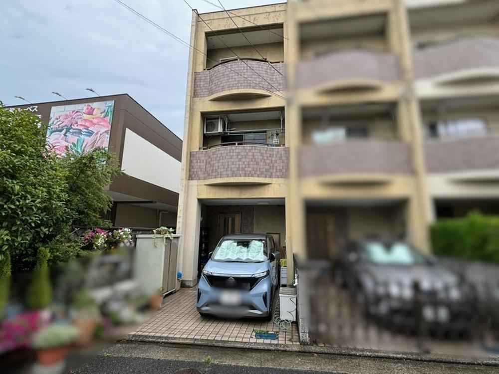 Convenient 4DK Home Near Kawachi-Yamamoto - Photo 1
