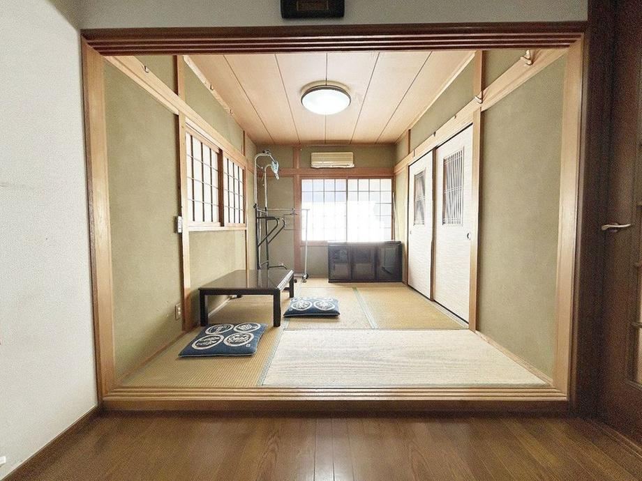 4LDK House in Minami-Shimizu - Photo 1