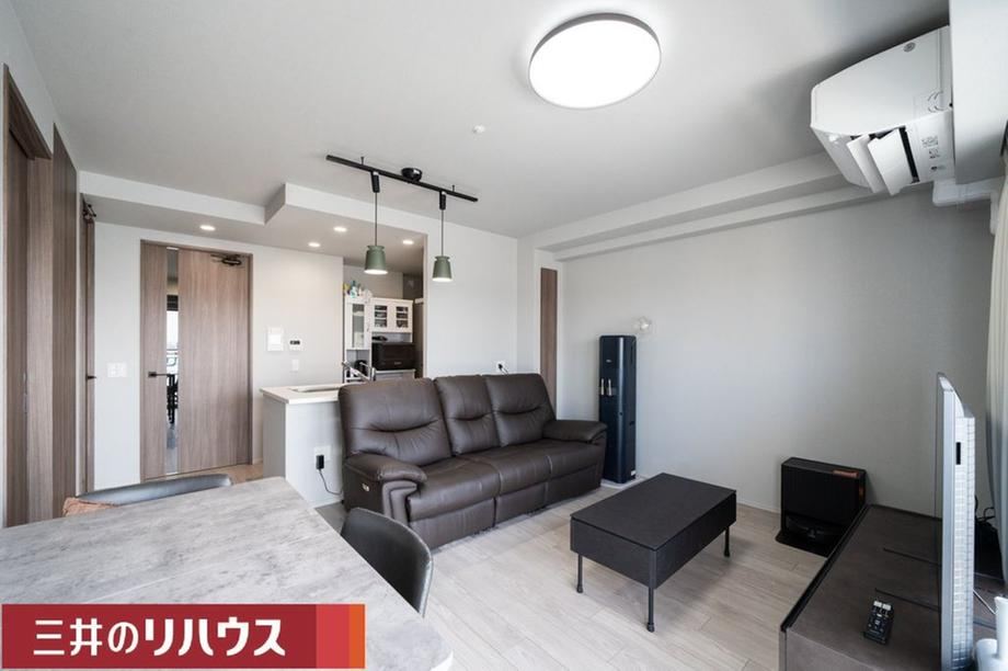 2LDK apartment in Higashisumiyoshi Ward, Osaka - Photo 1