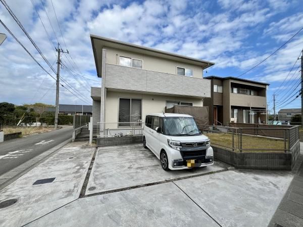 Eco-Friendly 4LDK Home with Garden in Shioji, Miyazaki - Photo 1