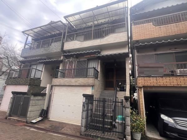 5DK House with Garage in Minato, Osaka - Photo 1