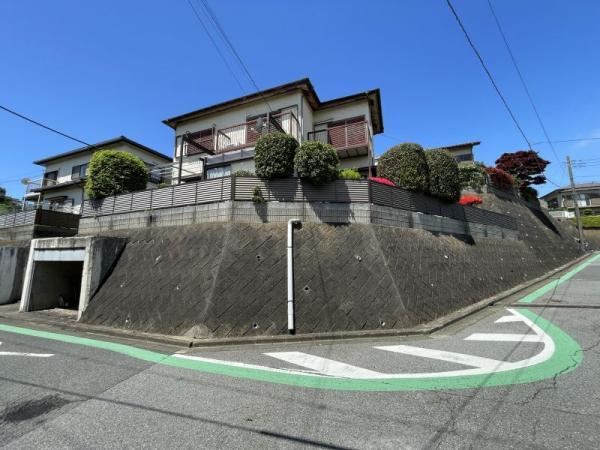 Charming 4LDK House in a Quiet Neighborhood - Photo 1