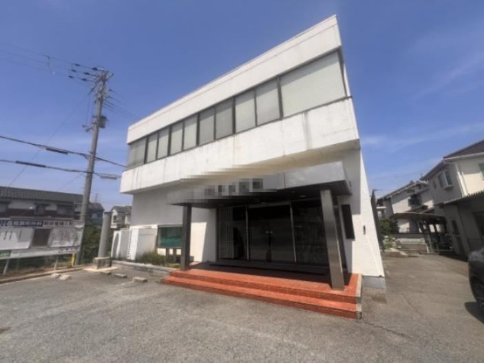 Versatile 4DK+S House in Tai - Photo 1