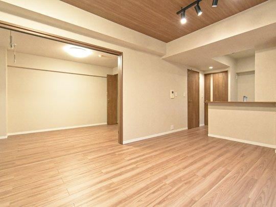 Quiet Residential Apartment with Bus Access to Tsurumi Station - Photo 1