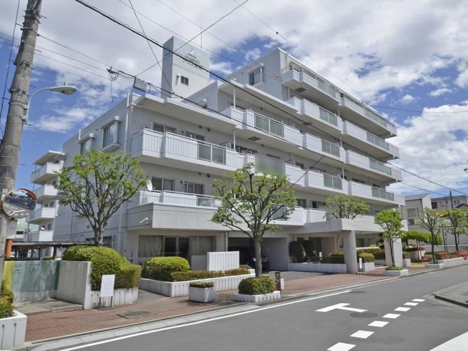 3LDK apartment in Sakura Ward, Saitama - Photo 1