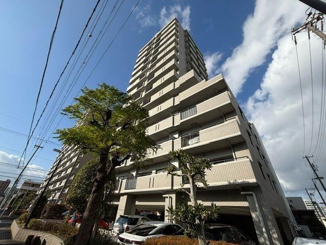 2LDK+S apartment in Nishi Ward, Nagoya, Aichi - Photo 1