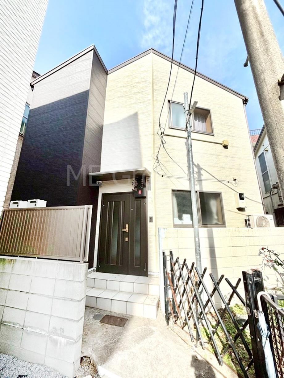 Generous 6LDK Detached House in Shimoochiai - Photo 1