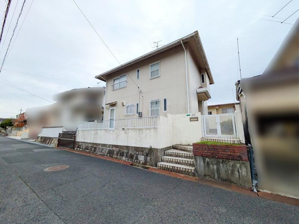Cozy 3DK Home in Takachihon - Photo 1