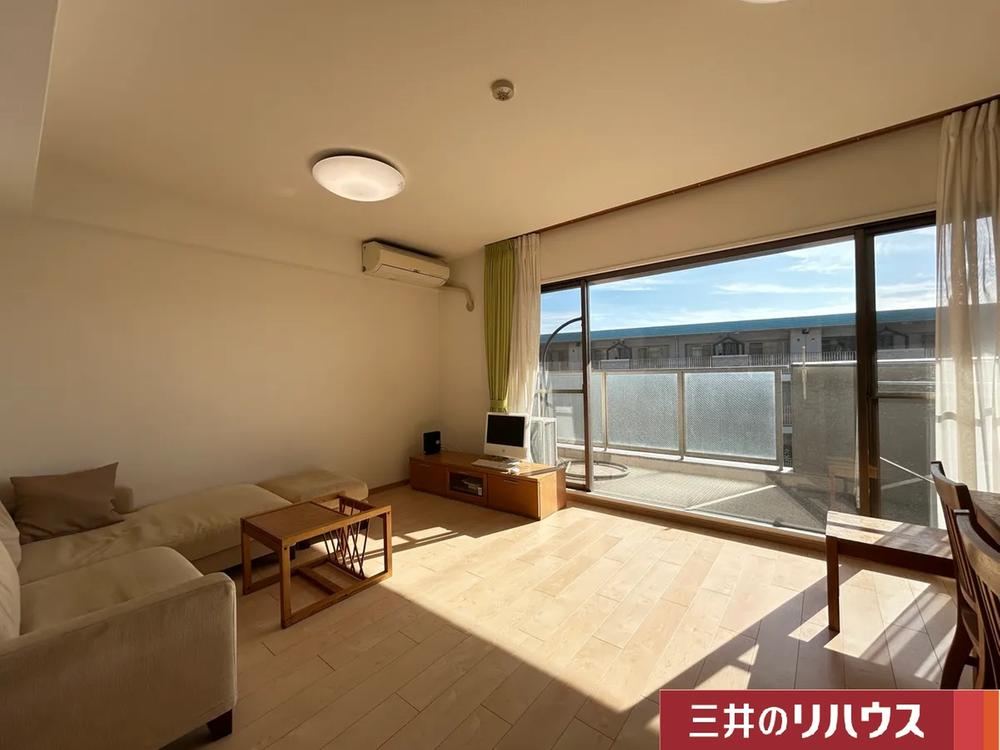 3LDK apartment in Takarazuka, Hyogo - Photo 1