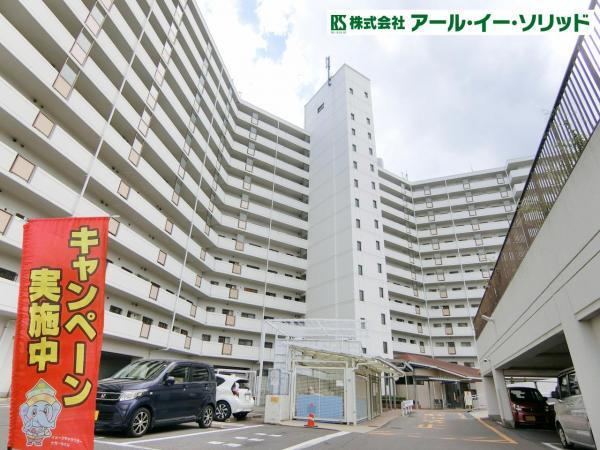 4LDK apartment in Naka Ward, Hiroshima - Photo 1