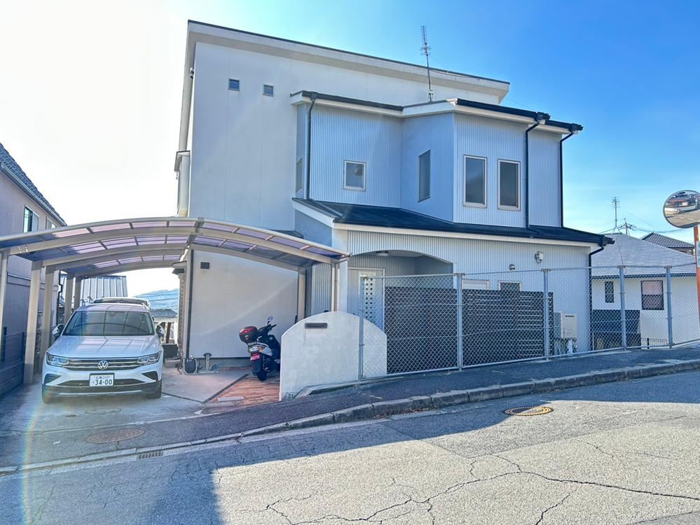 4LDK house in Asaminami Ward, Hiroshima - Photo 1