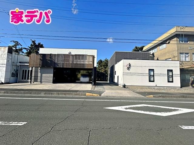 Versatile 2LDK Home with Storefront in Tahara - Photo 1