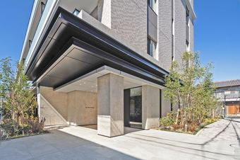 3LDK apartment in Saiwai Ward, Kawasaki