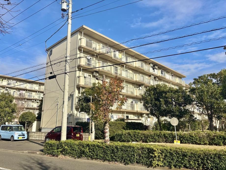 Spacious 2LDK Apartment in Ooba - Photo 1