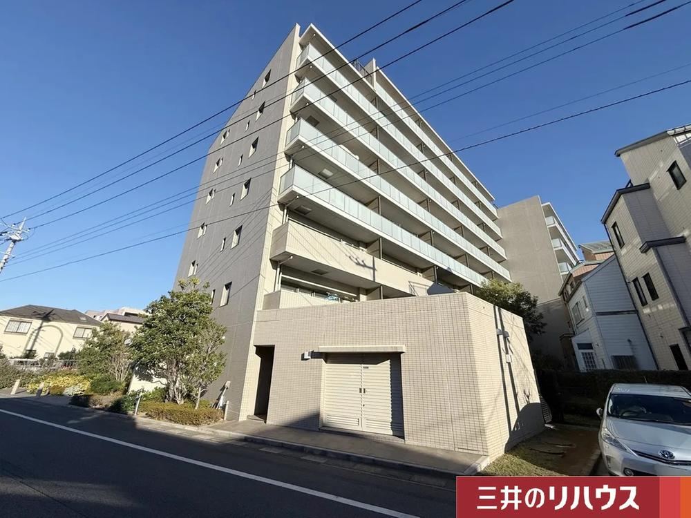 Spacious 3LDK Apartment in Minami-Hatogaya - Photo 1