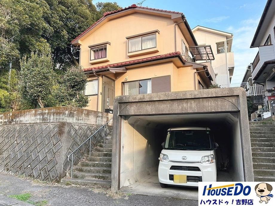 Modern 4LDK House Near Yoshino Elementary School - Photo 1