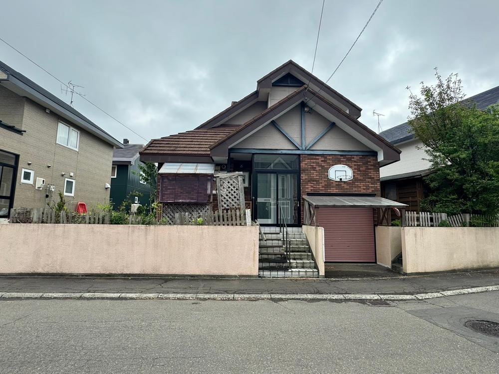 233 m² land in Atsubetsu Ward, Sapporo, Hokkaido - Photo 1