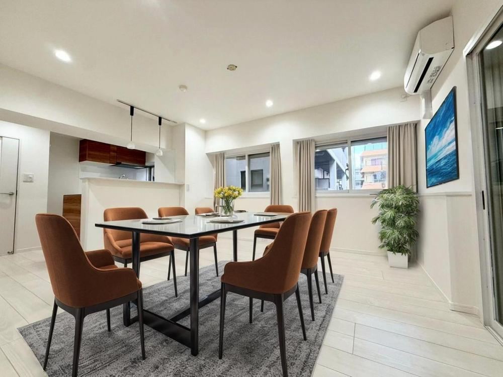 Bright Apartment with Great Location in Honcho - Photo 1