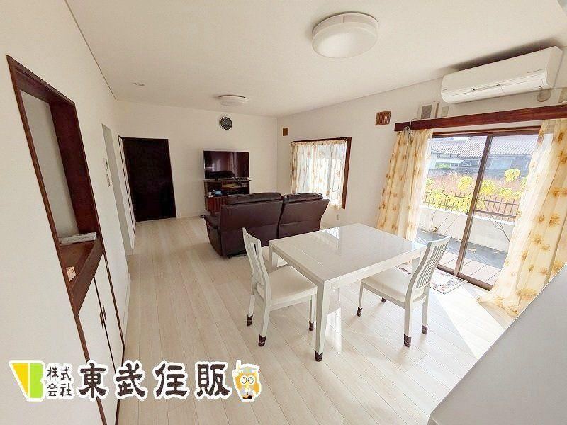 Spacious 5LDK Home with Renovated Interiors - Photo 1