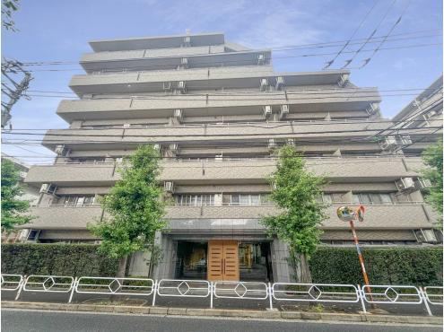 Stylish 2LDK+S Apartment in Mitaka - Photo 1