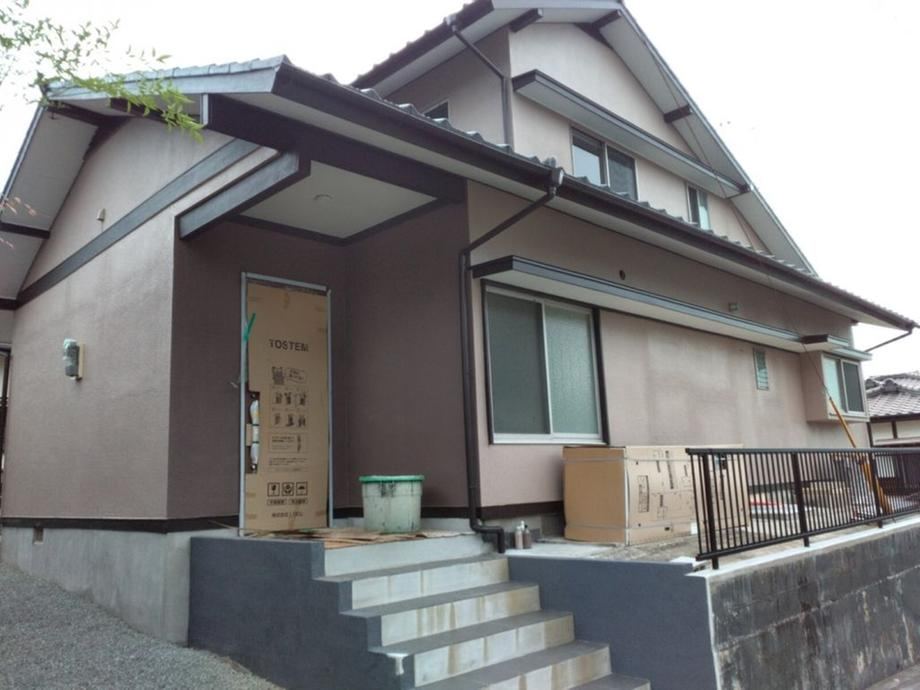 Affordable 4LDK House with Renovations in Kamitsu - Photo 1
