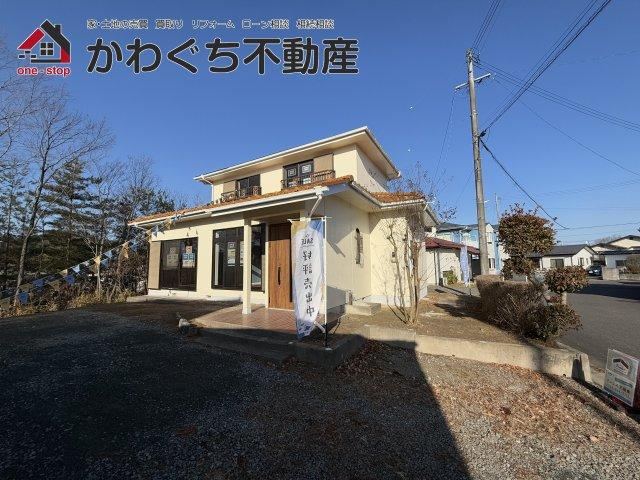 Updated 4LDK House in Quiet Neighborhood of Nihonmatsu - Photo 1