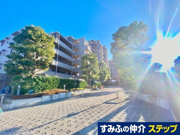 High Floor 3LDK Apartment in Nishirokugo Near Kamata Station - Photo 1