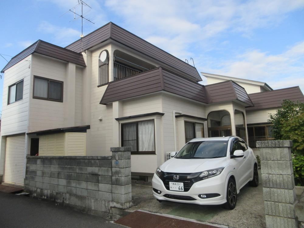 Spacious Family Home in Hirosaki - Photo 1