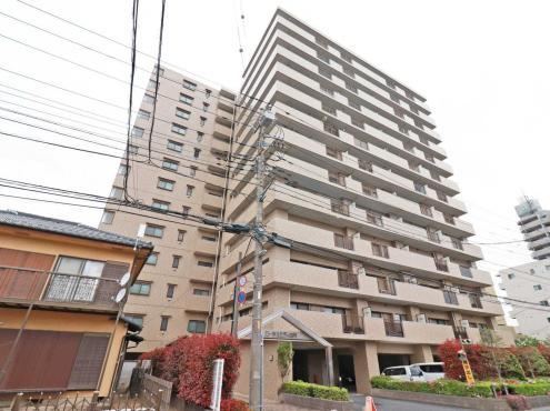Modern 3LDK Apartment Near Hakou Station - Photo 1