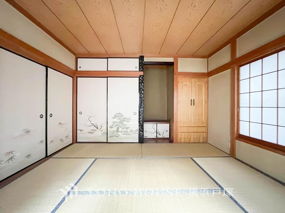 Retro House with Showa Era Charm in Konandai - Photo 1