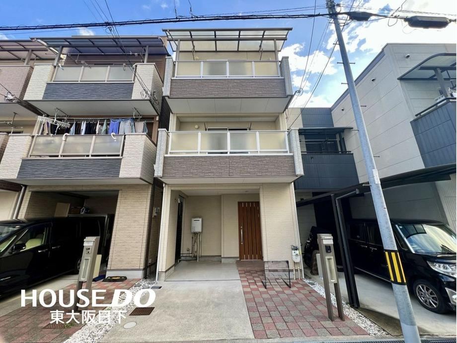 Stylish 4LDK House with New Downlights in Higashi-Osaka - Photo 1